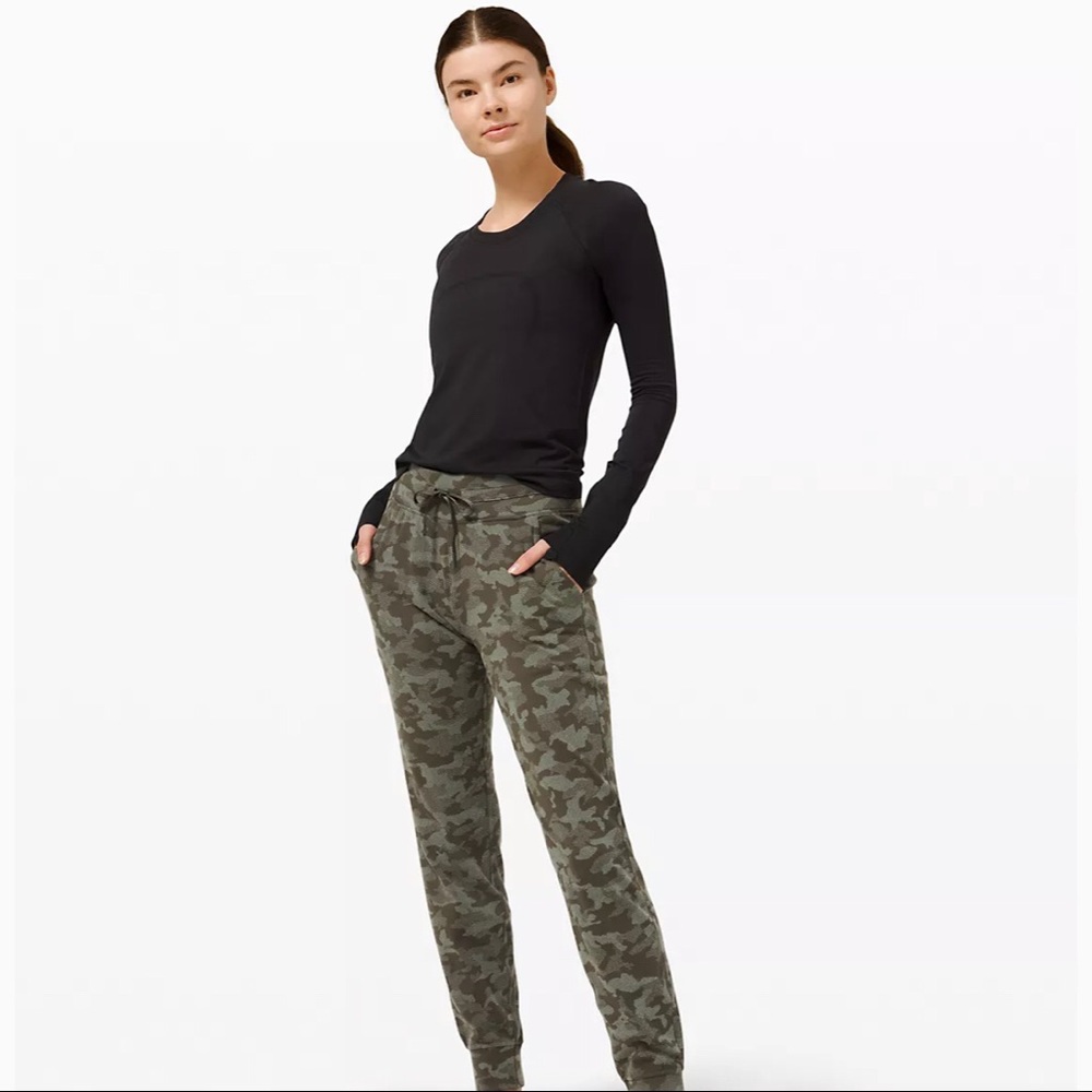 Lululemon Ready to Rulu Joggers